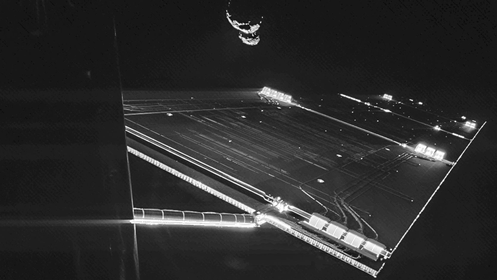 Rosetta fotografiert sich selbst