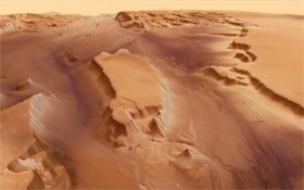 Im „Tiefflug“ über den Mars