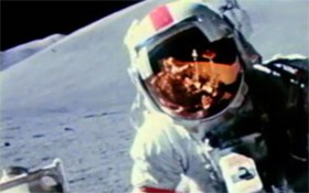 Mit dem Mond-Auto unterwegs