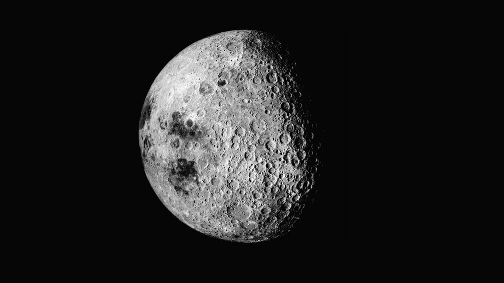 Hat der Mond eine „dunkle Seite“?