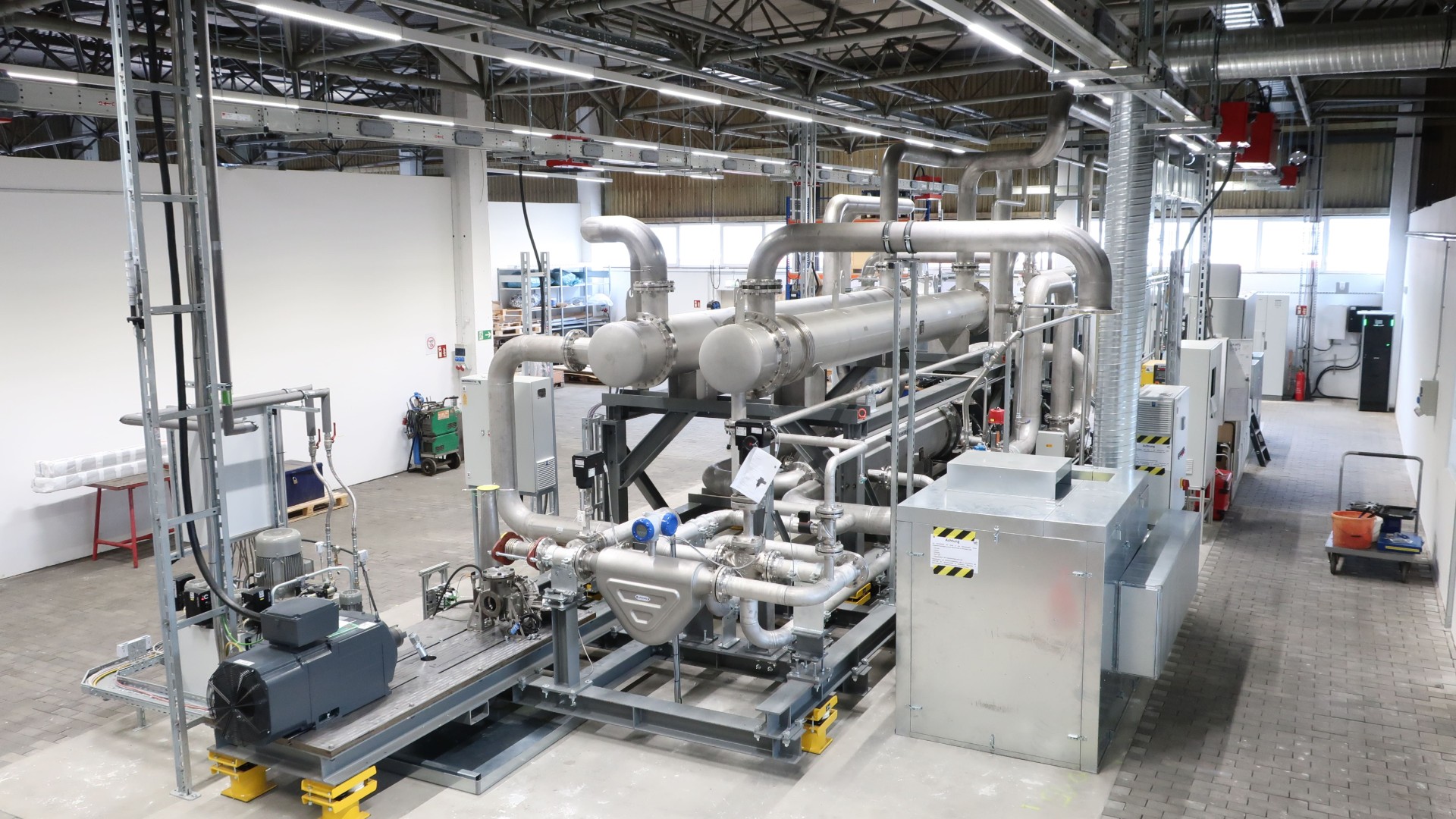 Eine Hochtemperatur-Wärmepumpe im DLR in Cottbus.