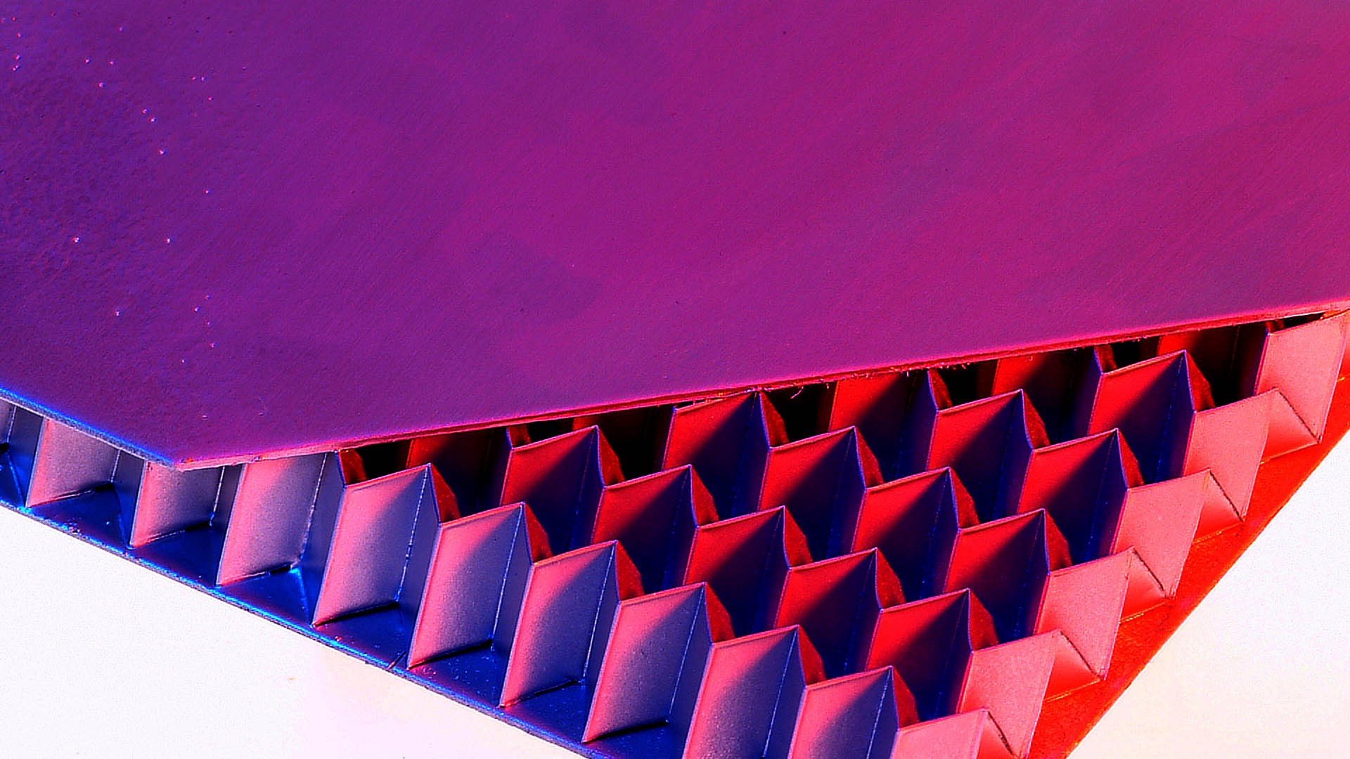 Neue Materialien sparen Kraftstoff