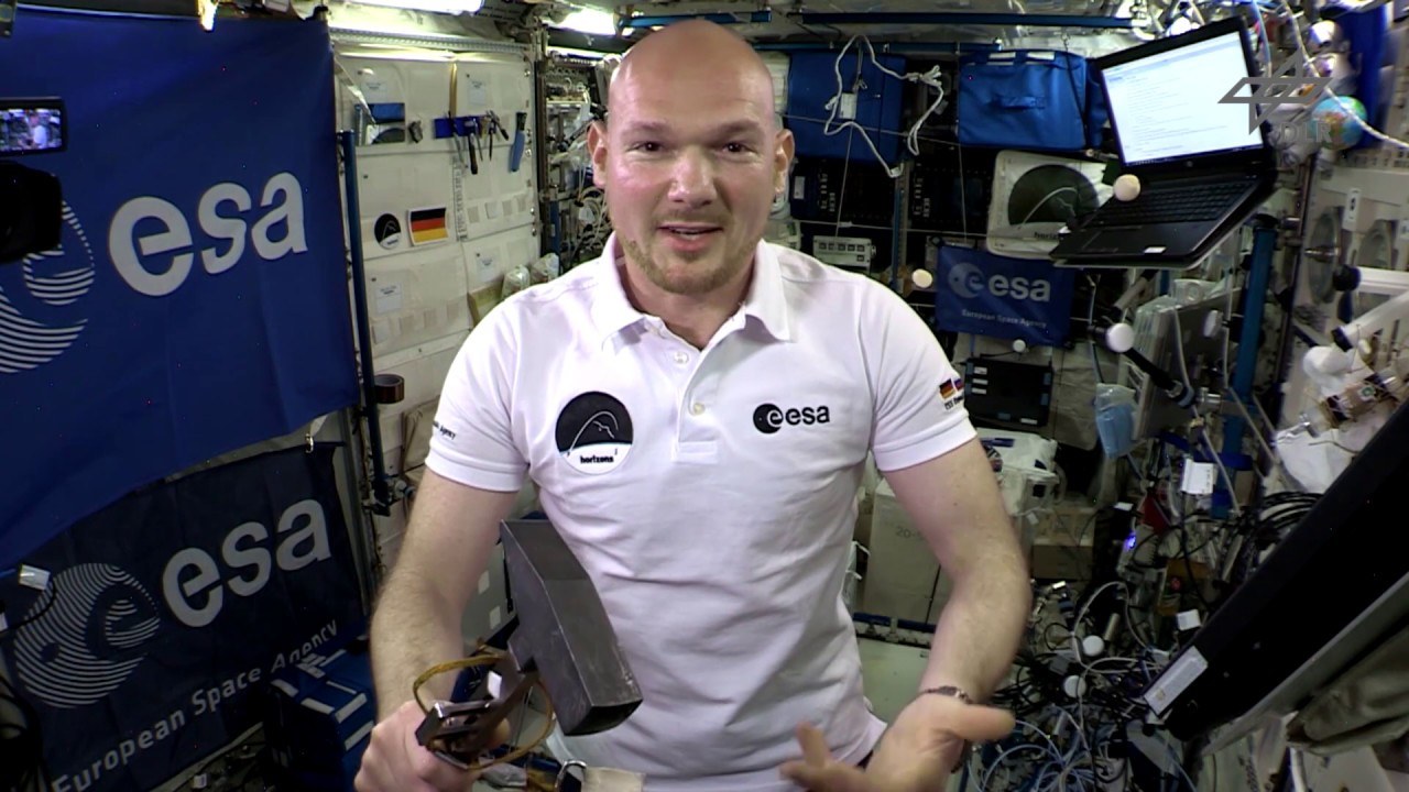 Alexander Gerst: Granulate als Stoßdämpfer (Flying Classroom 2 by DLR_next)