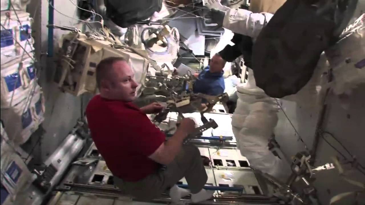 STS-134 Daily Mission Recap - Flight Day 9