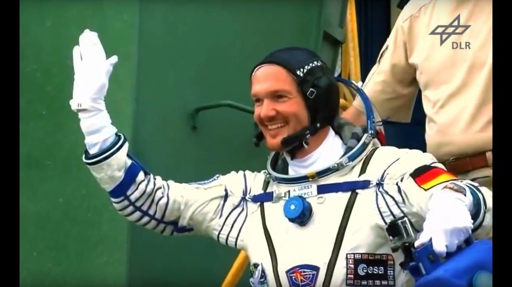 Trailer: DLR_next Raumfahrt-Show