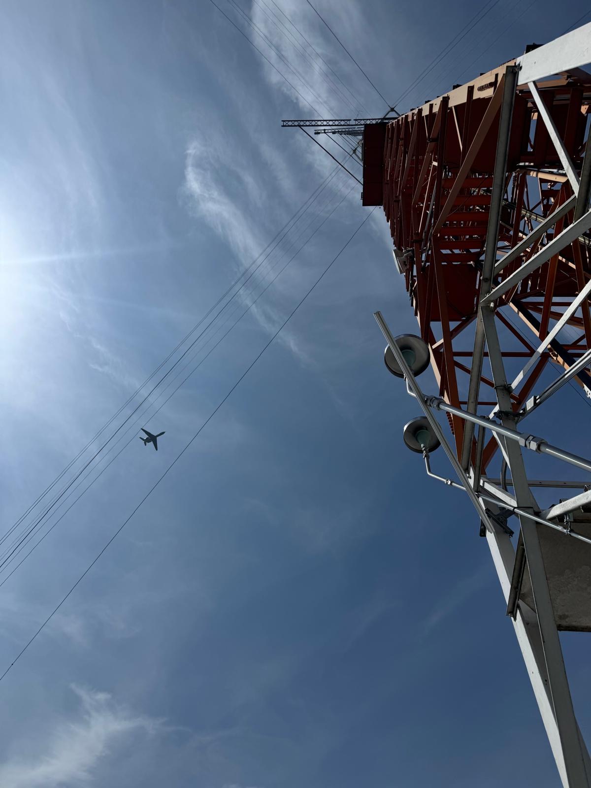 HALO überflug über ATTO Talltower im Amazonas
