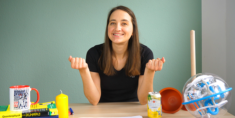 Physikerin und Experimente-Nerd Sina stellt euch Experimente für Zuhause vor.