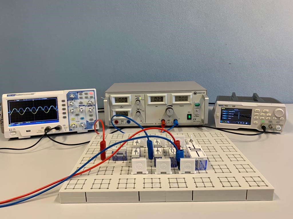 Experiment Leistungselektronik mit Steckbrett