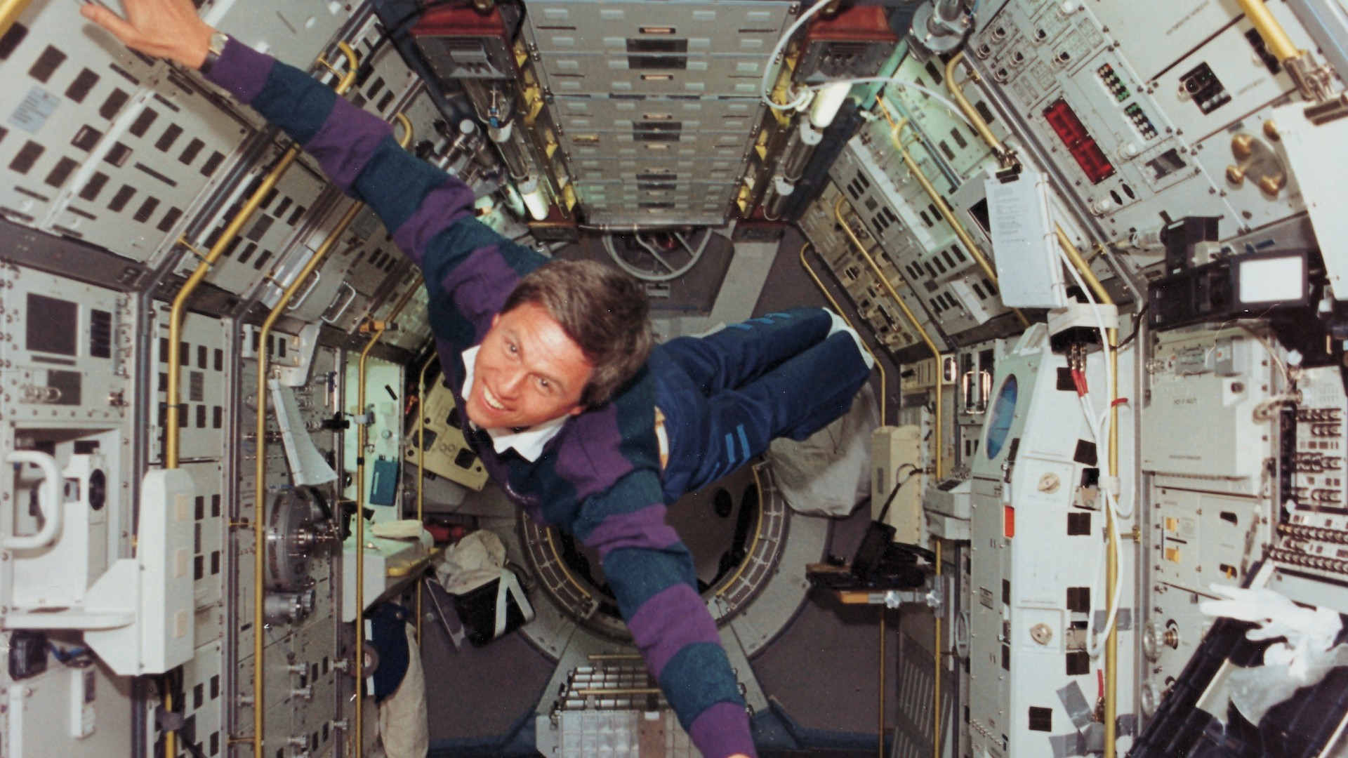 Astronaut in Schwerelosigkeit
