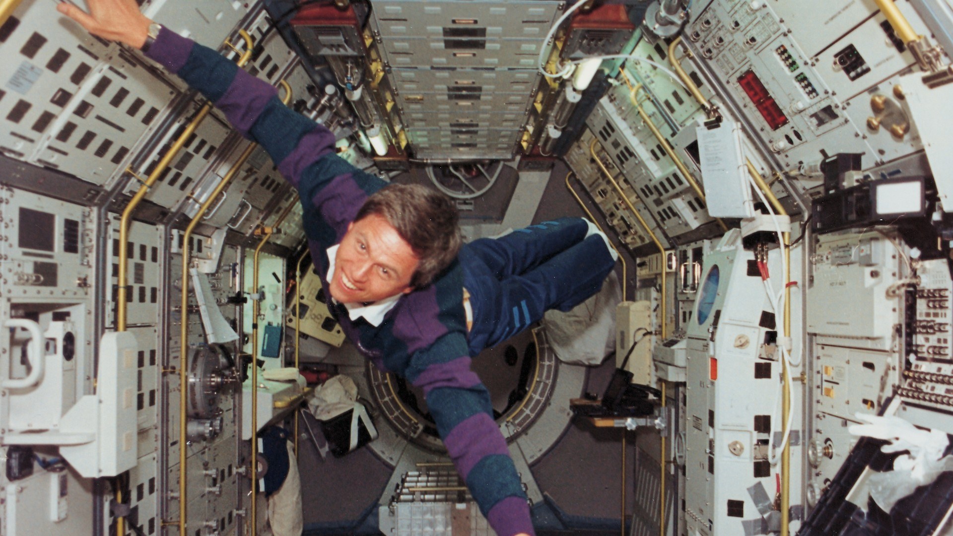 Astronaut in Schwerelosigkeit