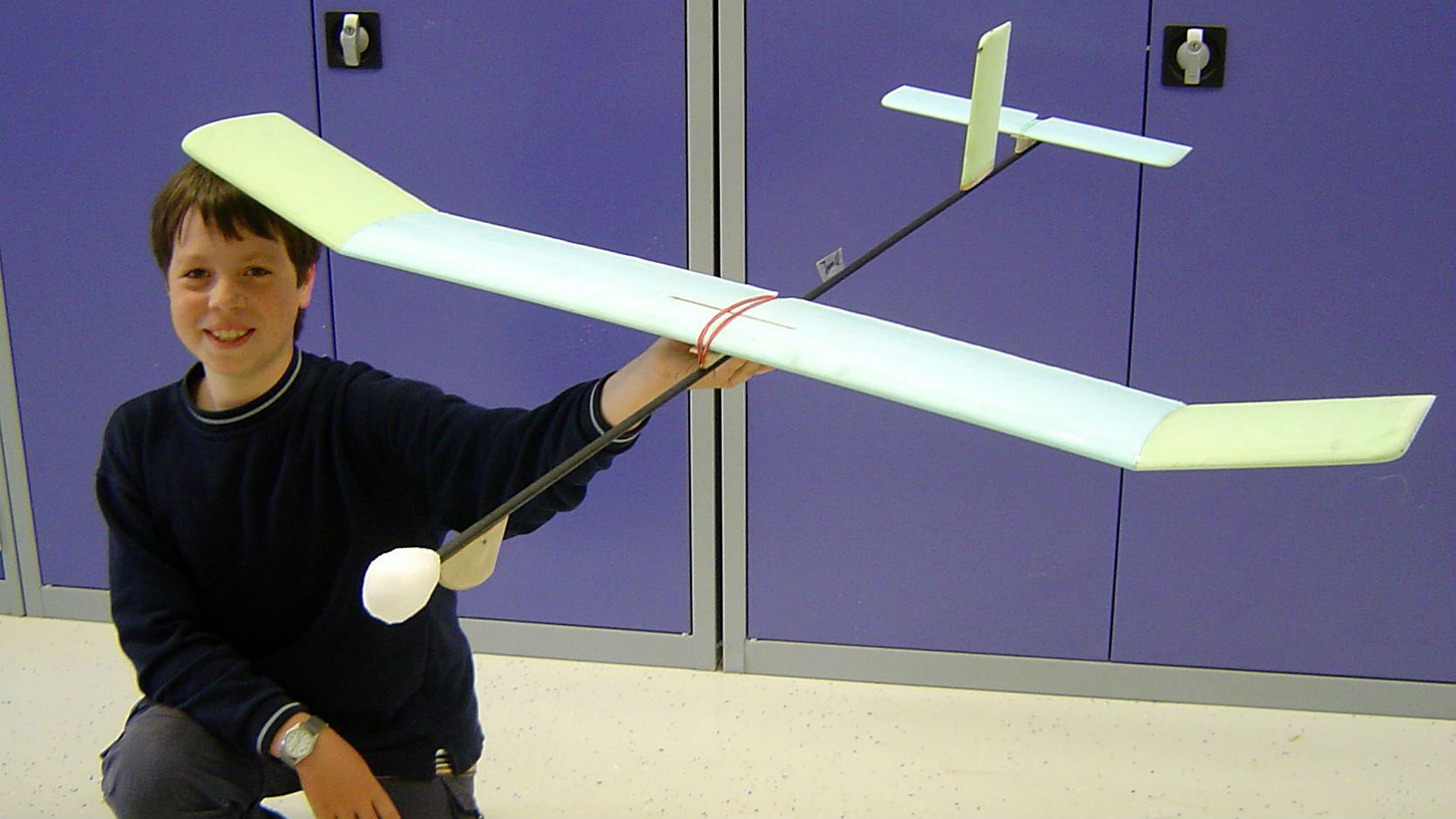 Erster Fertiger Gleiter