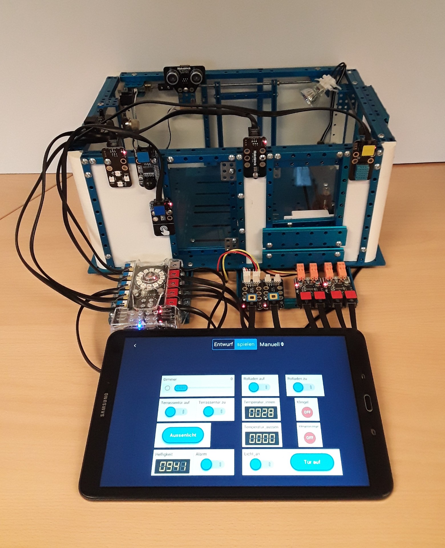 Technikmodell Smart Home