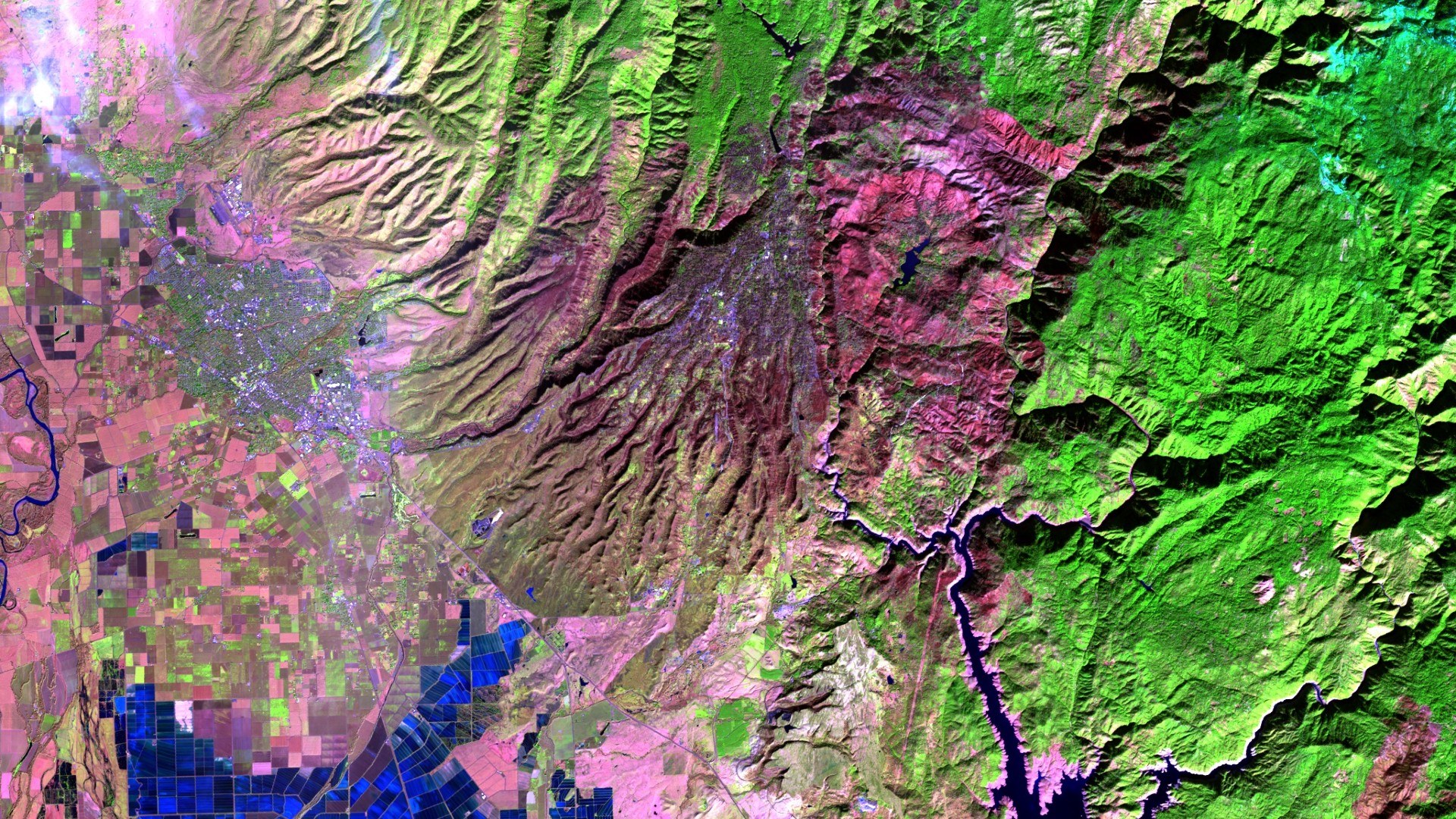 Satellitenbild Waldbrandschäden des Camp Fire, Kalifornien.