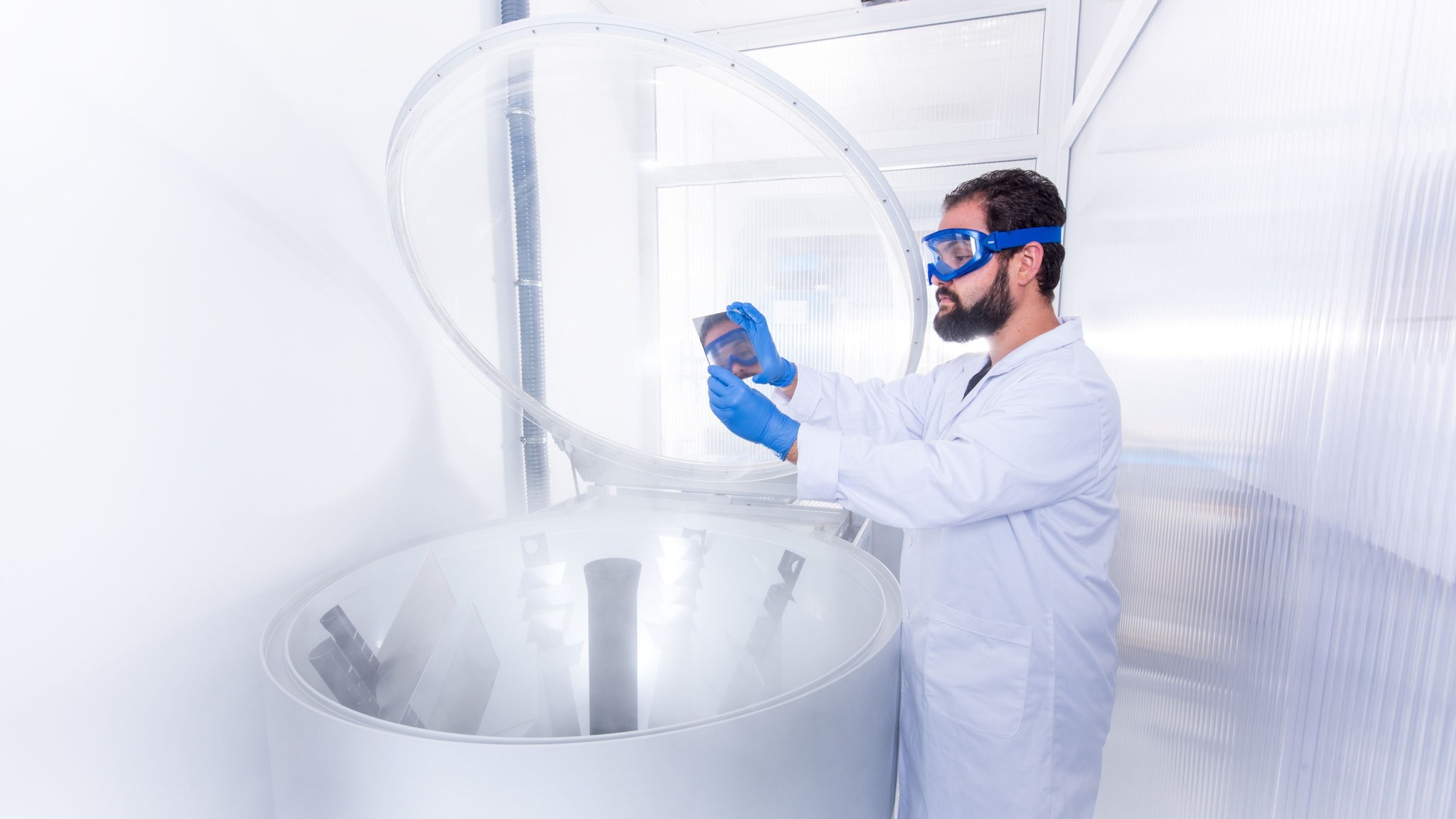 Beschleunigte Alterungsprüfung von Materialproben