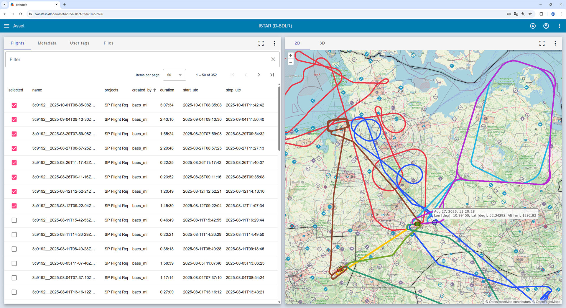 Screenshot des twinstash Web-GUI mit Übersicht der Flüge und Kartendarstellung dieser.