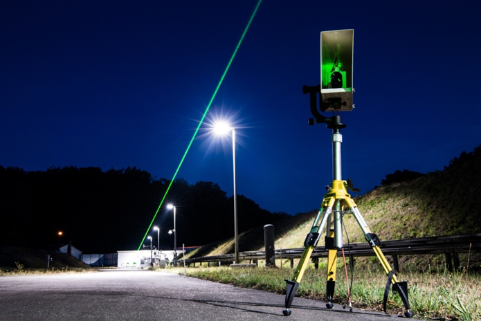 Hochleistungslasersysteme auf Festkörper- und Halbleiterbasis