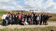 Die Teilnehmer der CVA Summerschool freuen sich über den gelungenen Raketenstart.