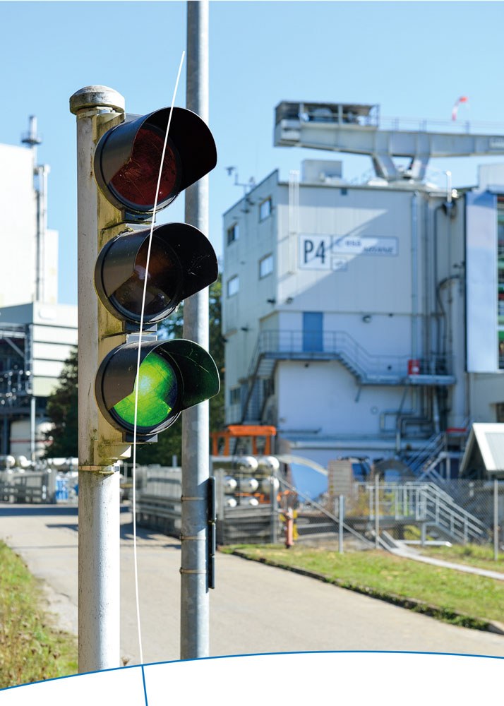 Grüne Ampel vor Prüftstand P4