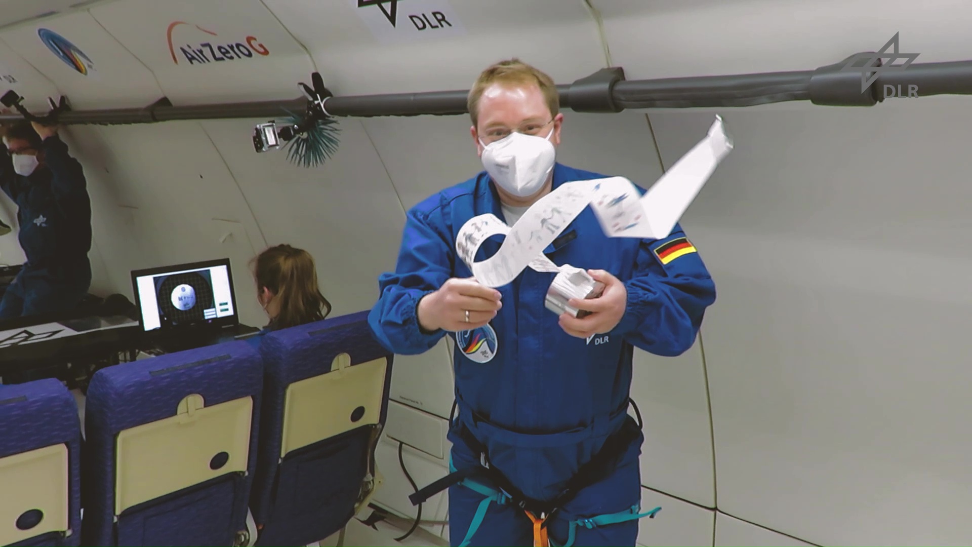 Standbild: Frank Fischer beim Parabelflug