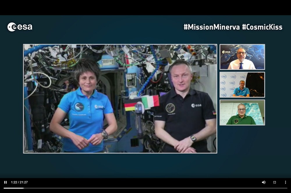 Livecall  mit  Samantha Cristoforetti und Matthias Maurer