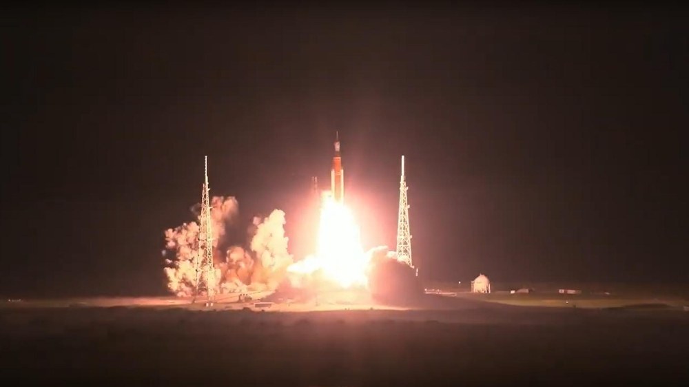 Video: Mondmission #Artemis 1 erfolgreich gestartet (Recap NASA-Livestream)