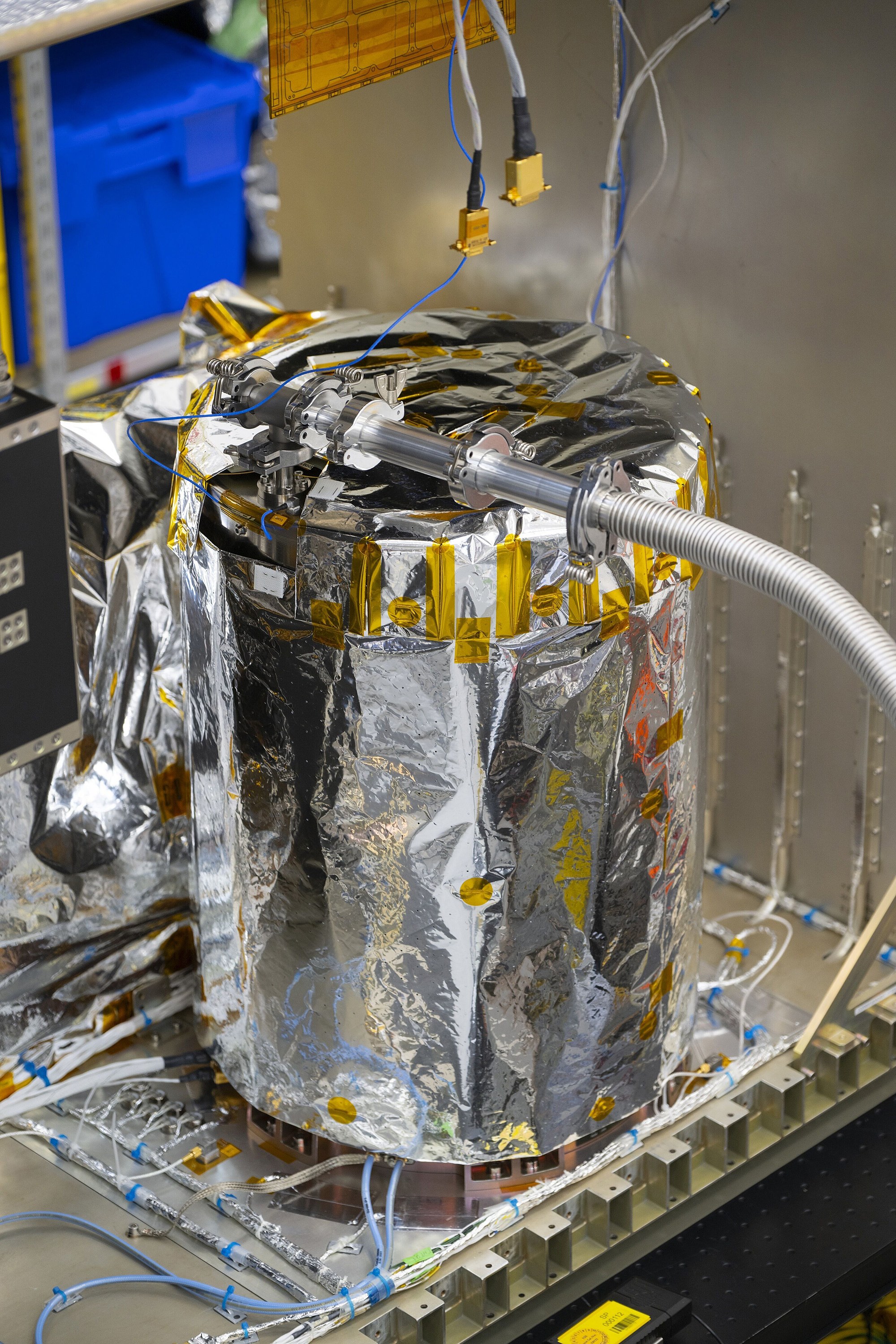 Space Hydrogen Maser atomic clock
