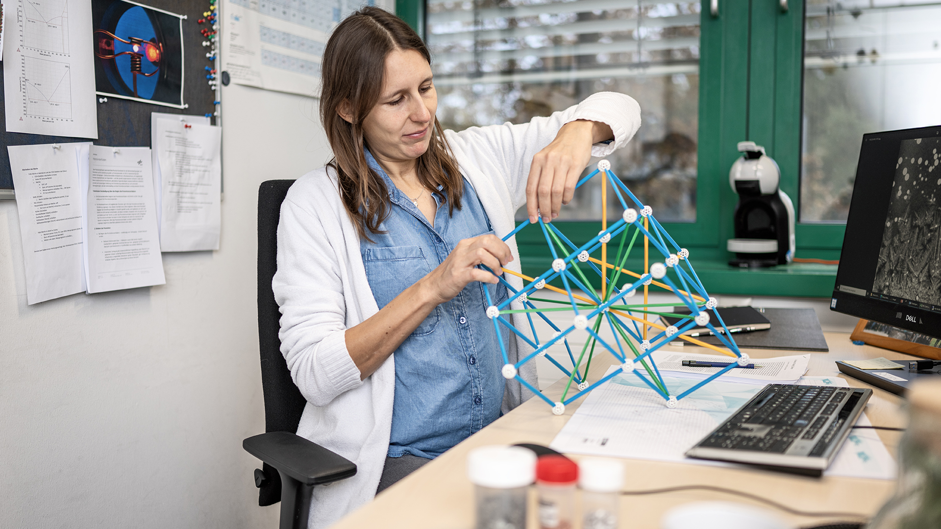 The aim of her research work: to understand structures and processes.