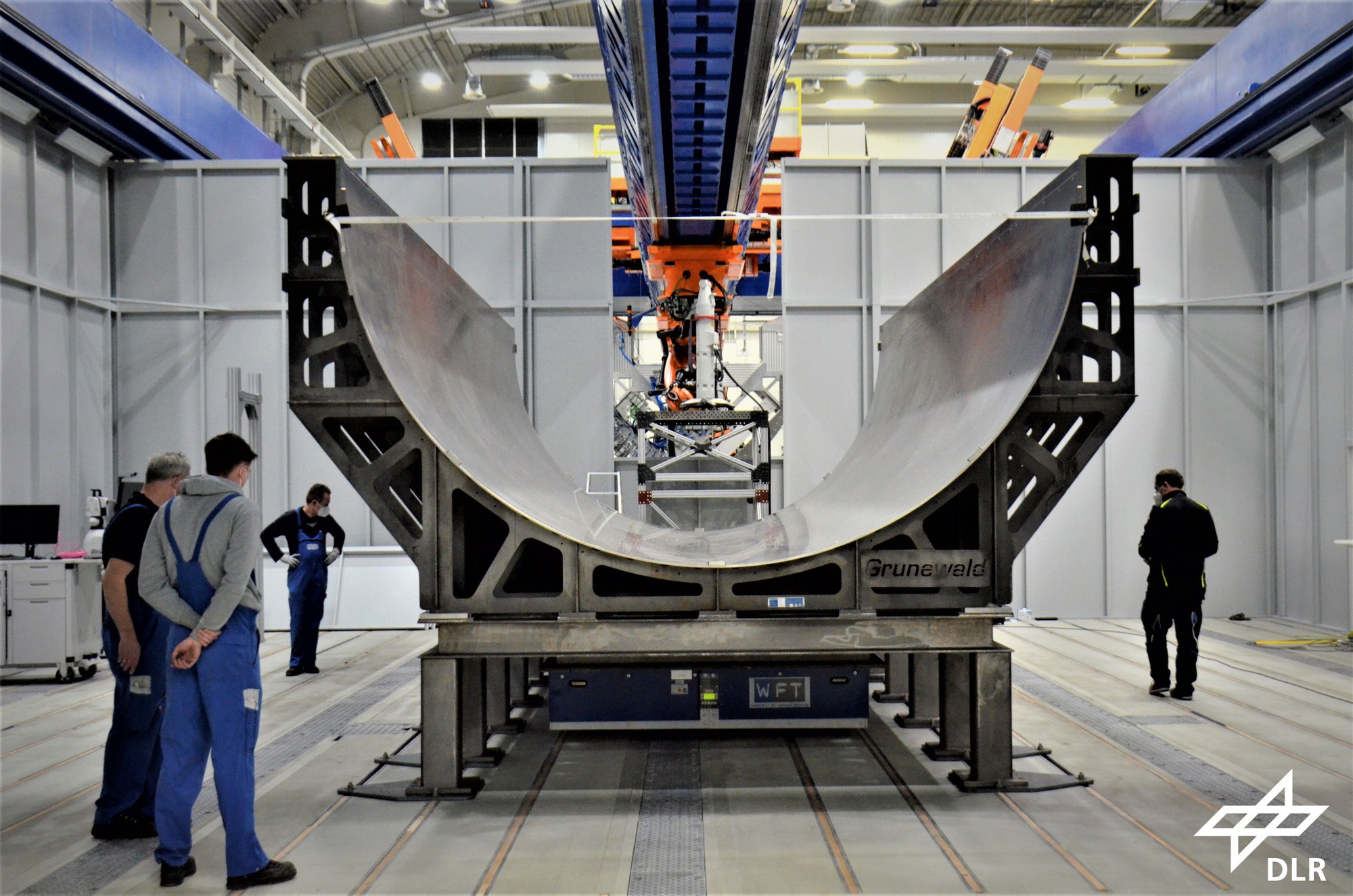 Lay-up tooling for the skin placement