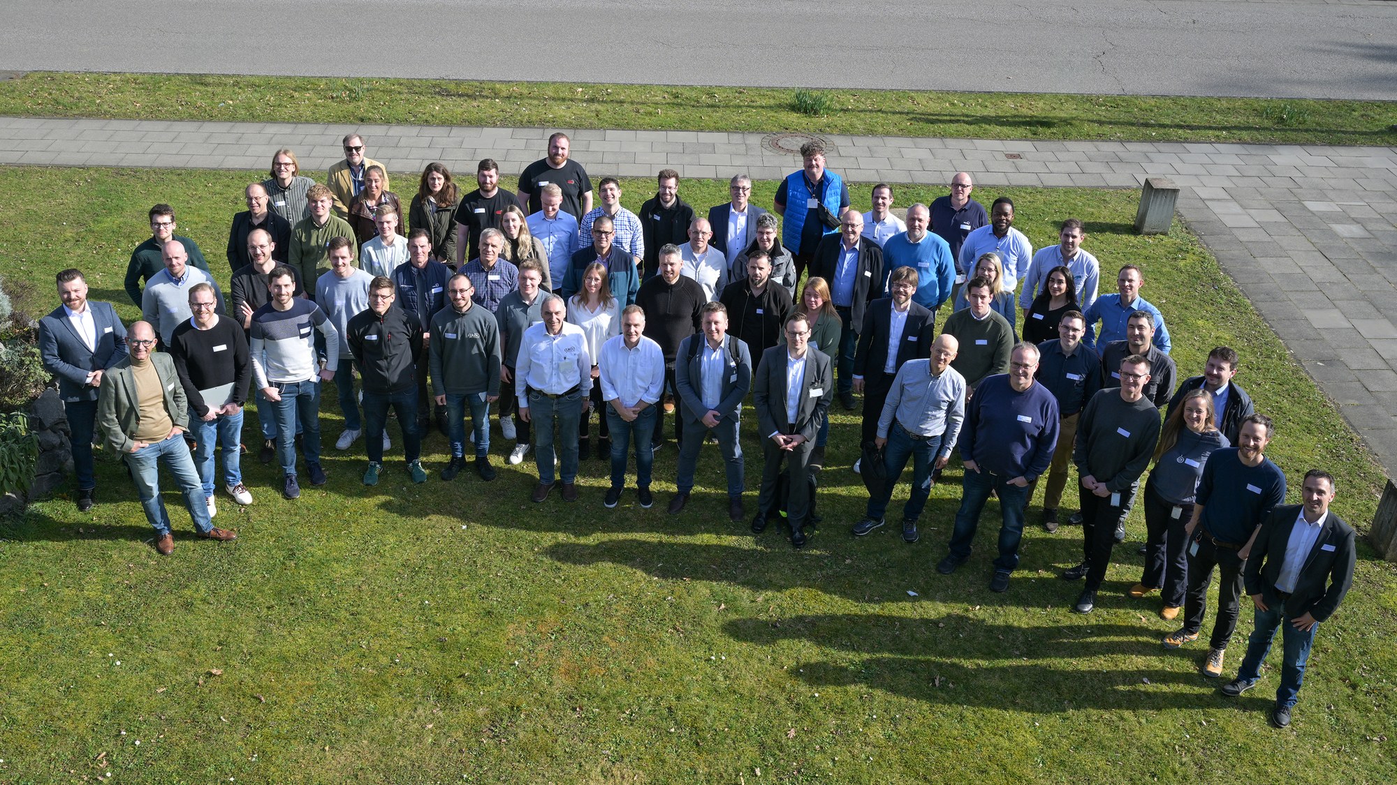 A group photo of the participants at the first DLR Forum on Heat Transfer Fluids in Cologne-Porz.