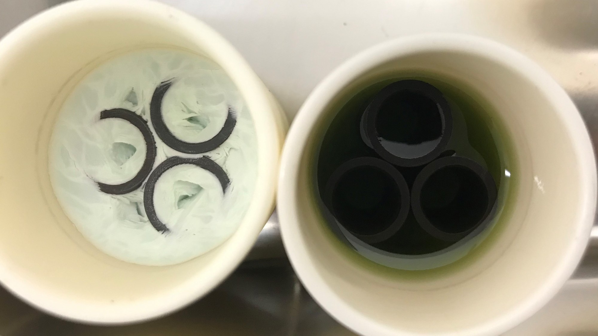 Supervision of two steel samples in the heat transfer fluid laboratory of the Institute of Future Fuels