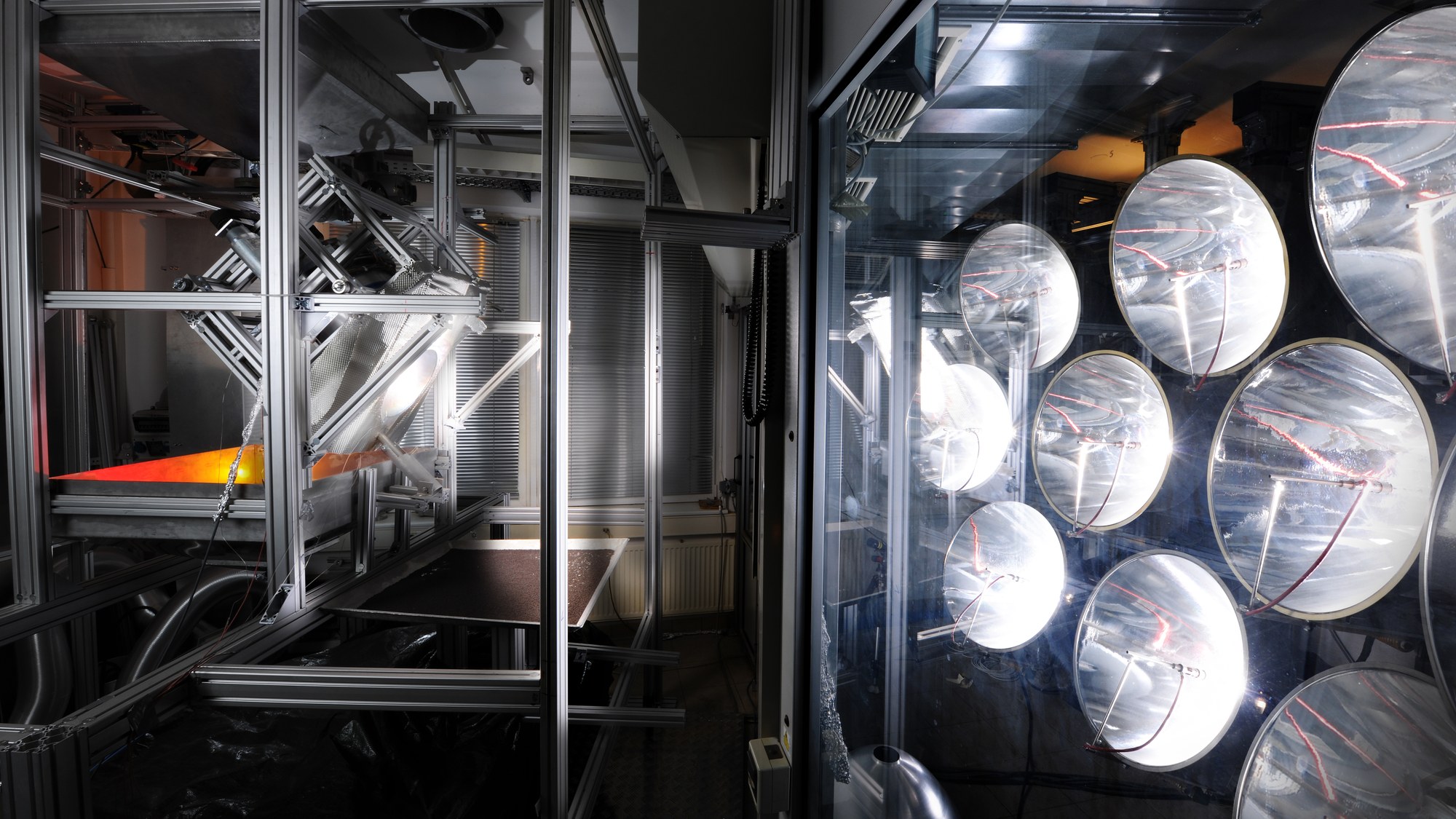 The xenon lamps of the DLR High-Flux Solar Simulator heated a receiver.