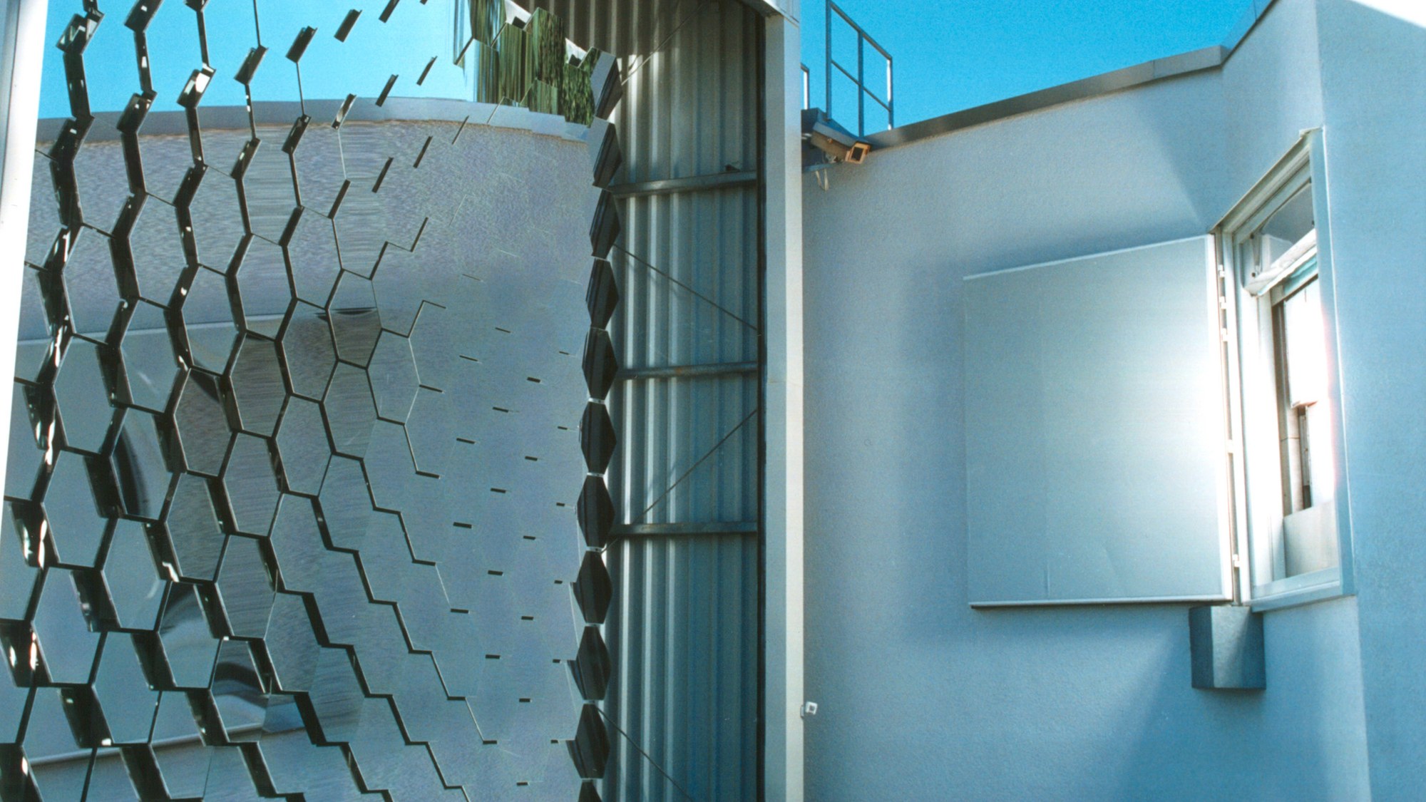 Exterior view of the concentrator of the DLR High-flux Solar Furnace in Cologne
