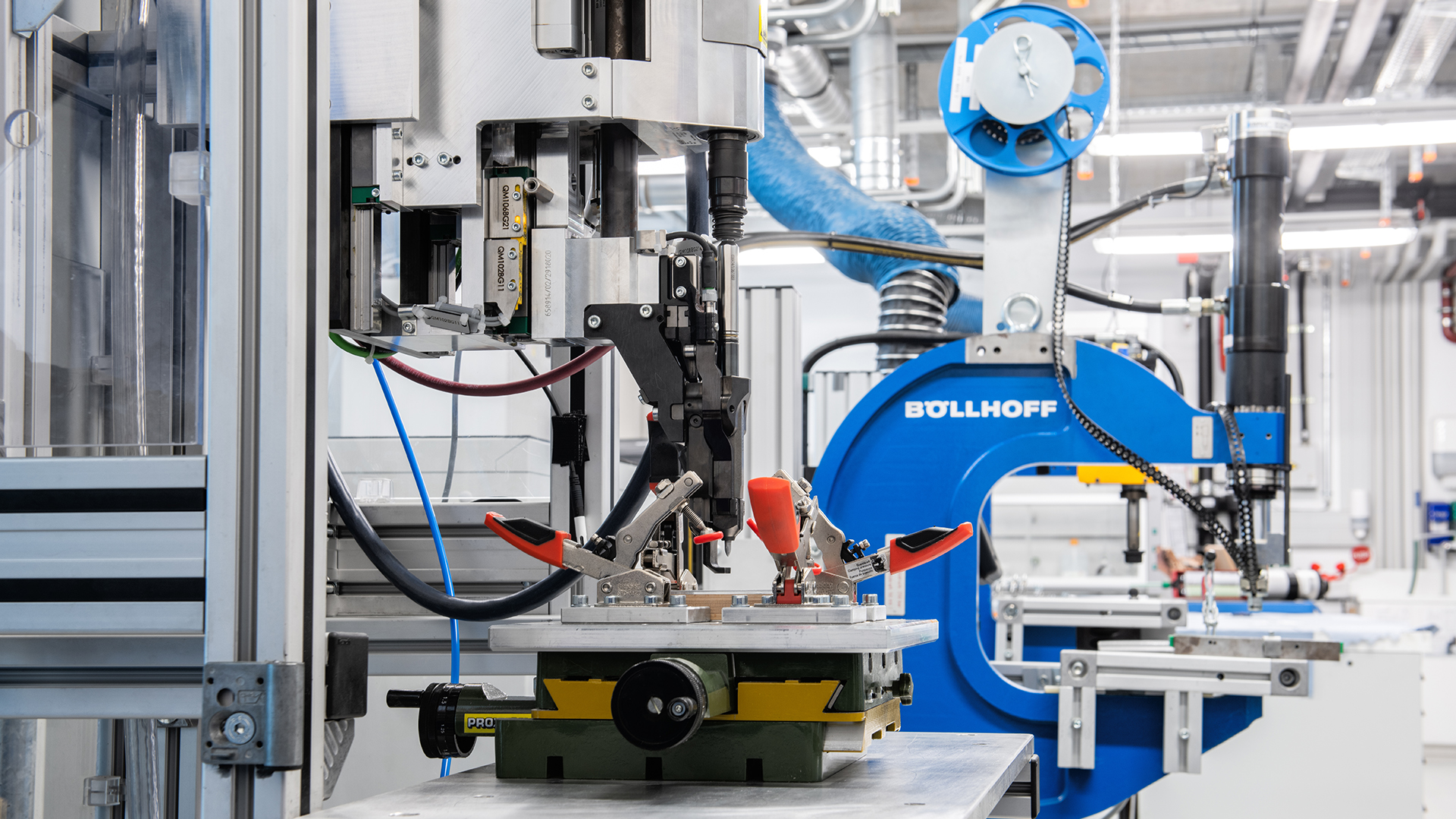 Automatic screwdriver