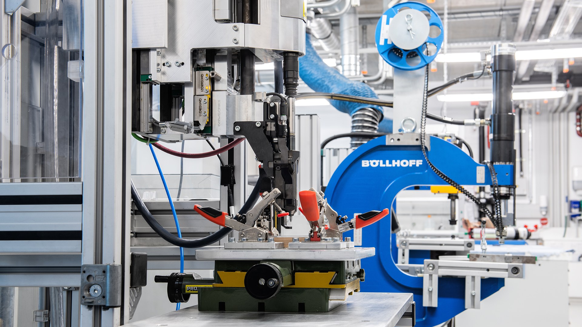 Automatic screwdriver