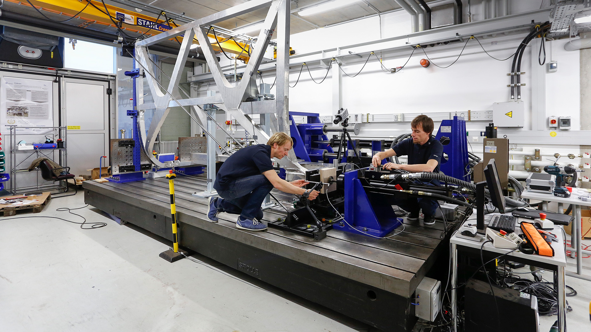 Clamping field for load testing
