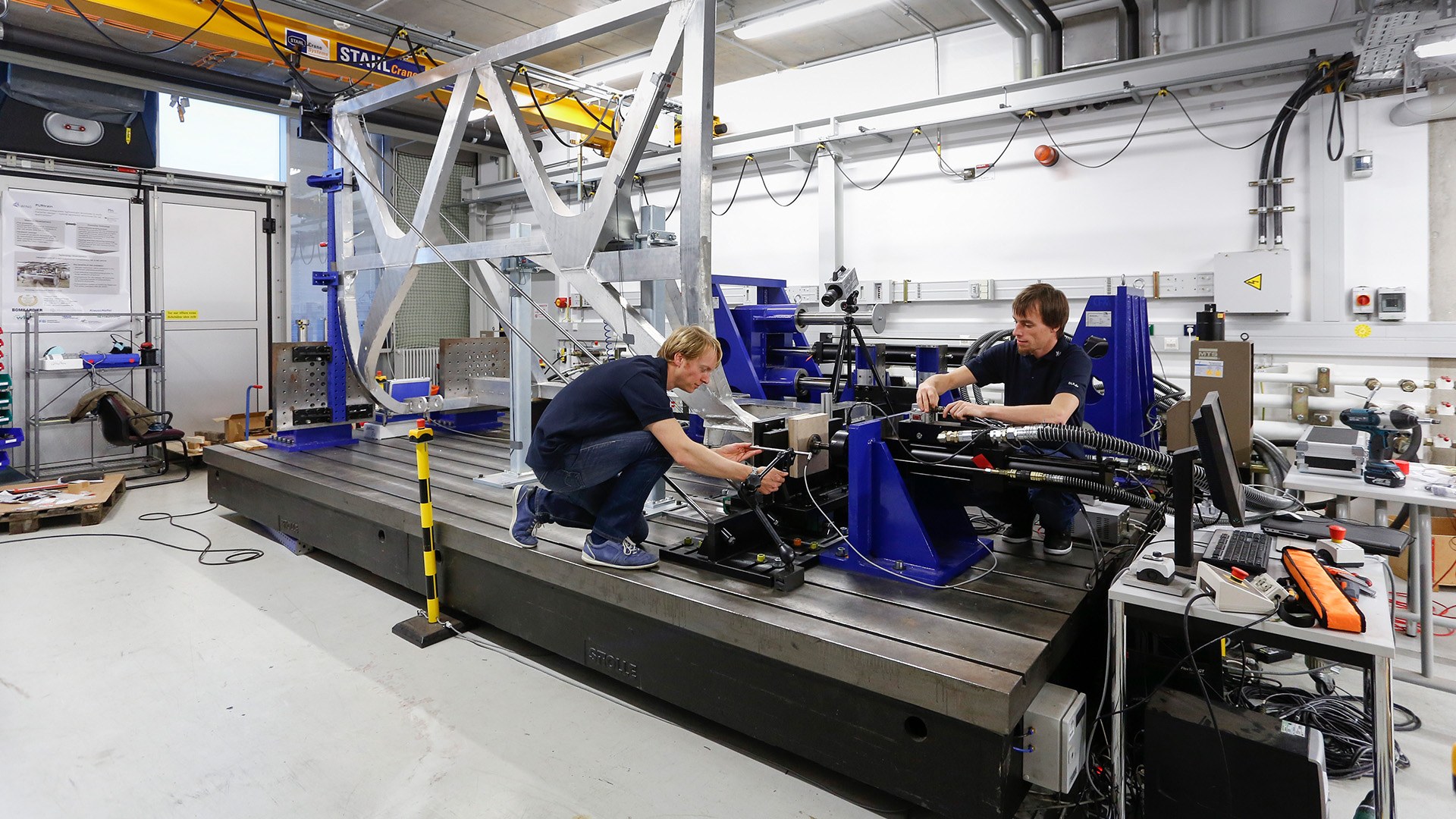 Clamping field for load testing