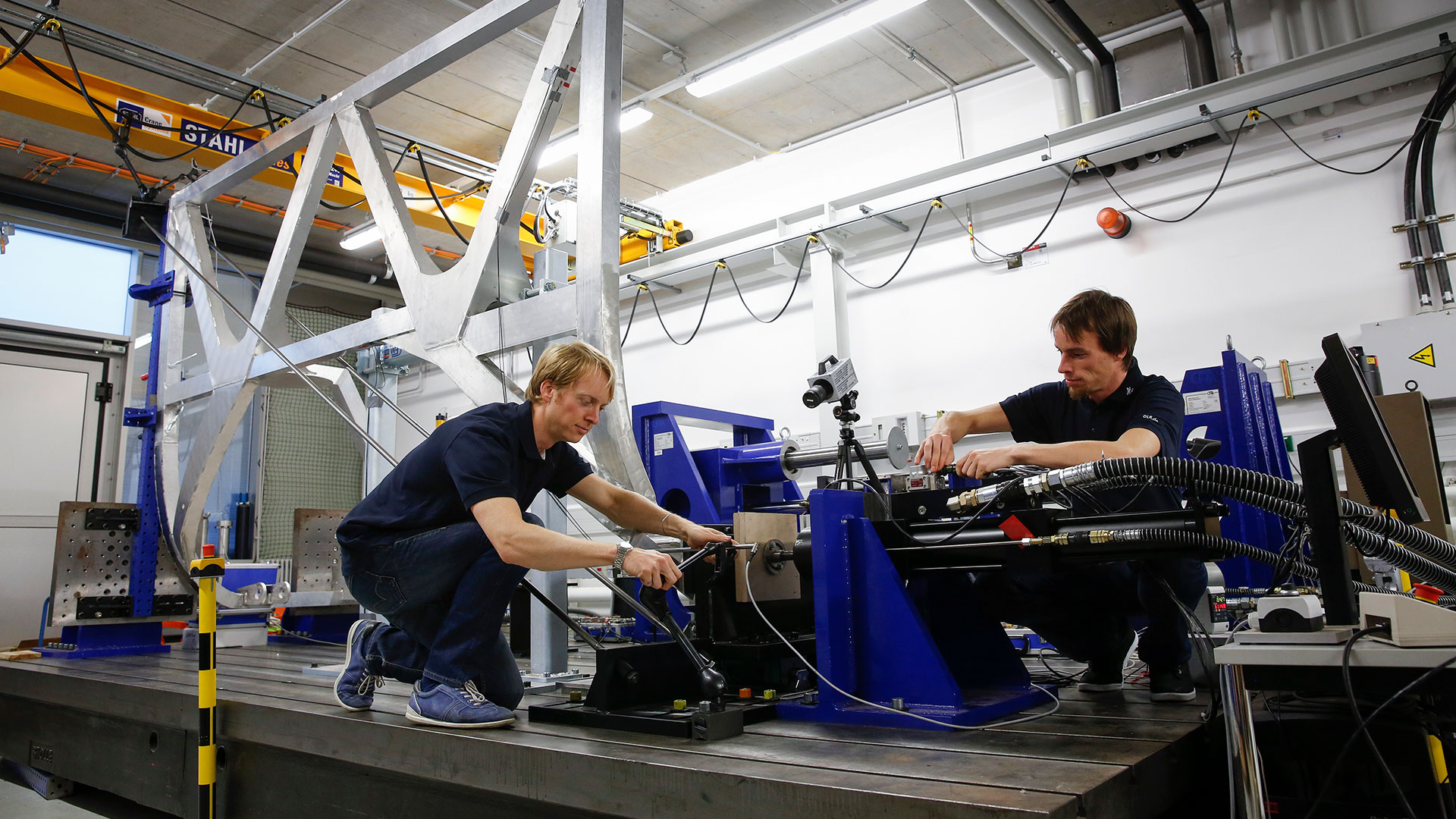 People carry out load tests on the clamping field