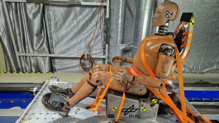 Test set-up for rear-end crash tests