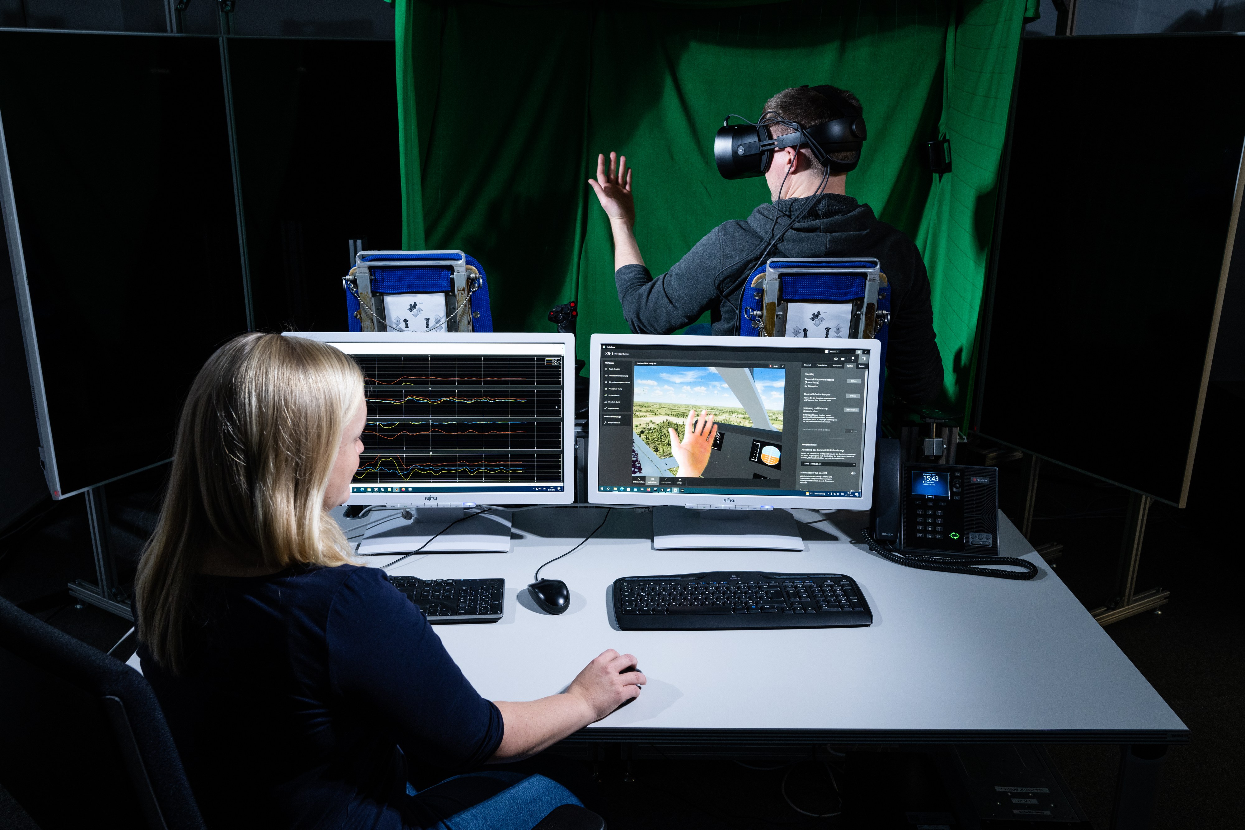 Helicopter Mixed Reality Simulation integrated into DLR’s 2PASD (Dual ...