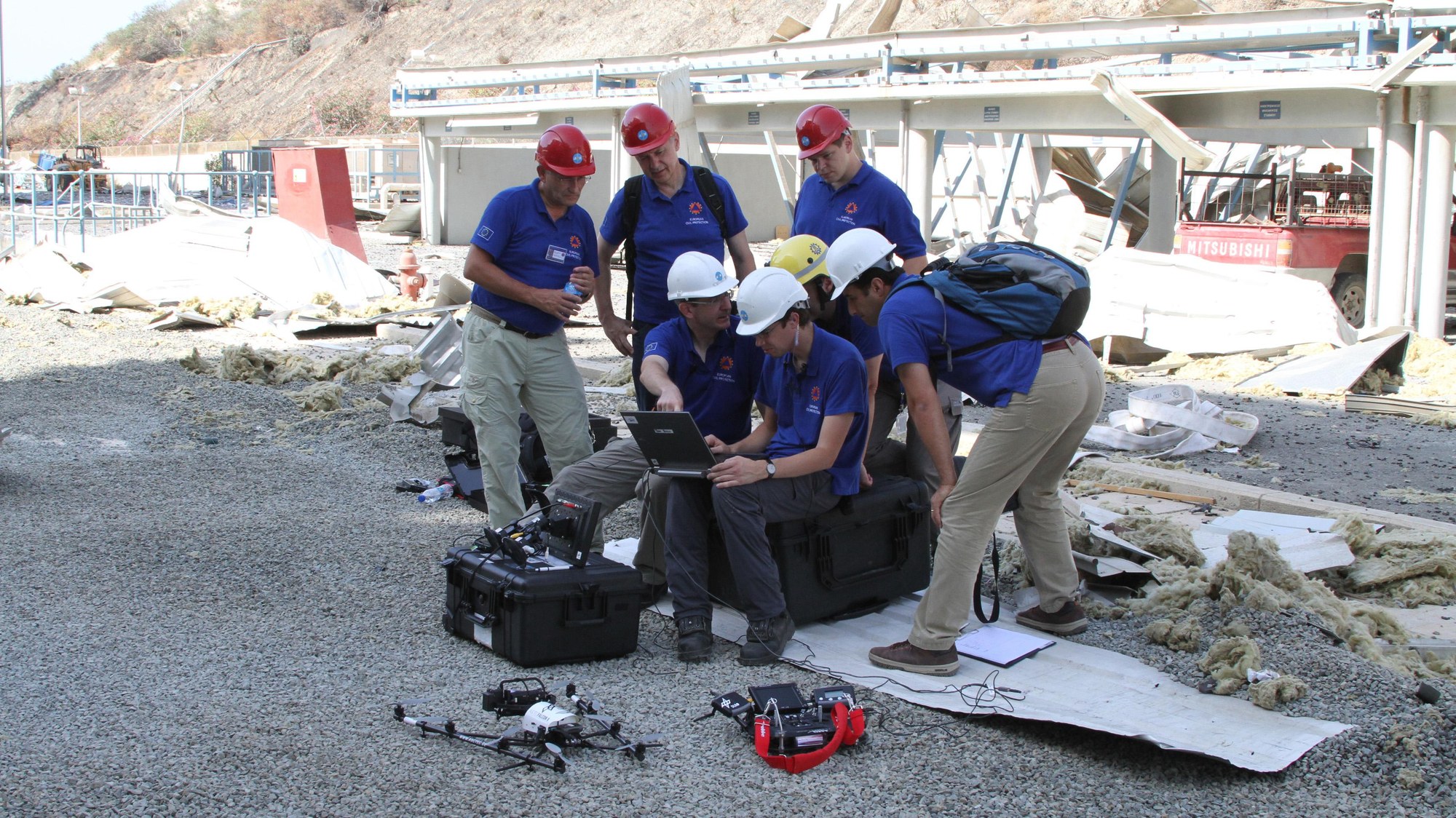 Investigating the situation after the explosion