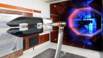 Model of a next generation train in the Cologne cryogenic wind tunnel