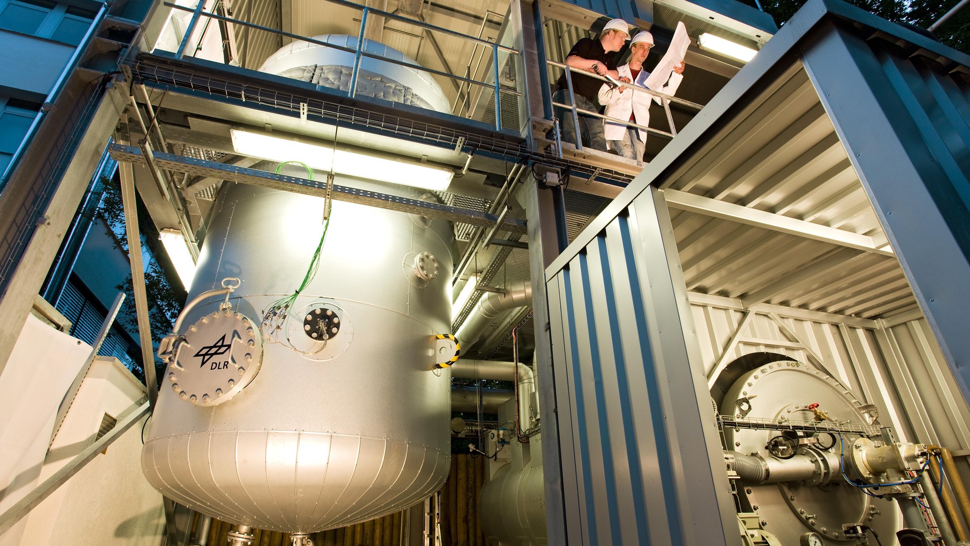 HOTREG test facility