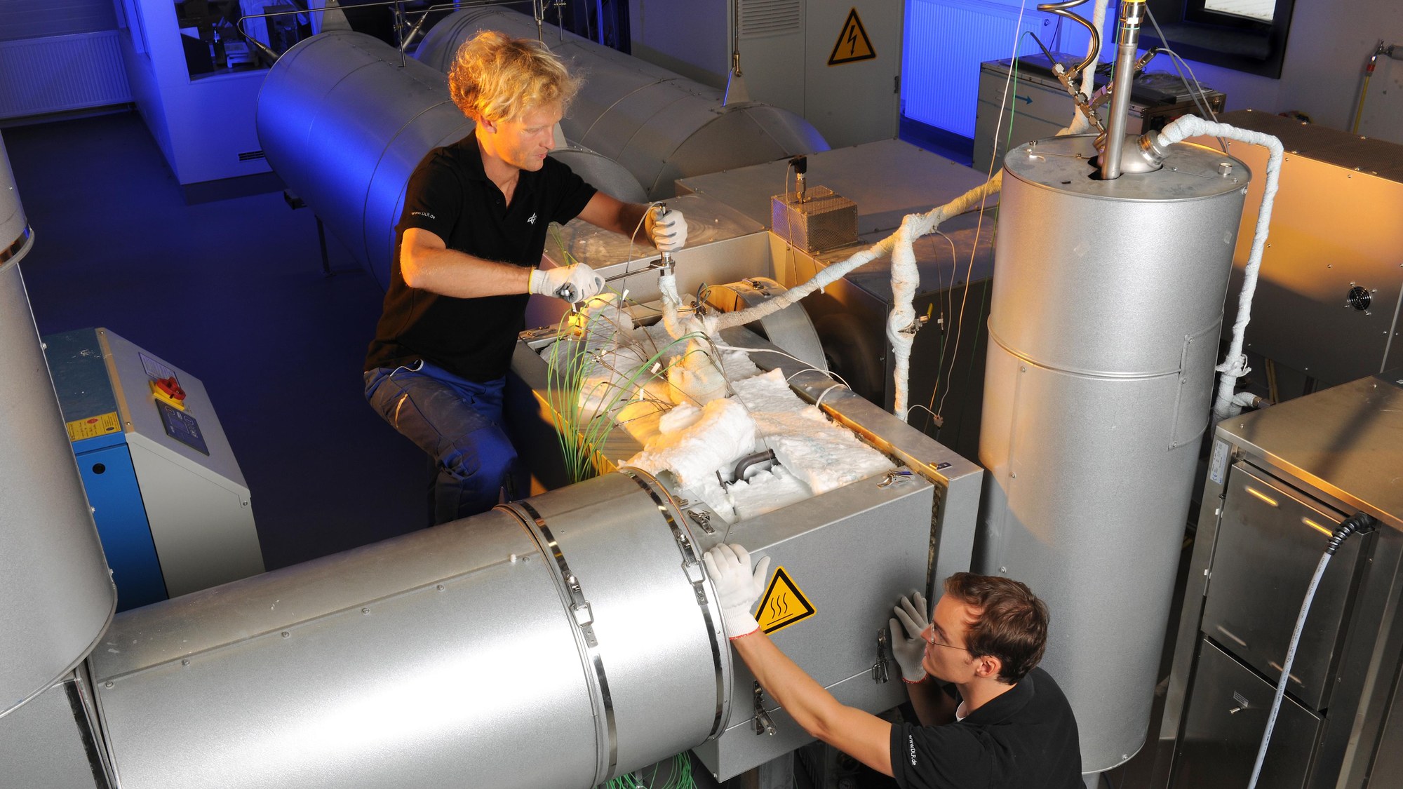 CWS-test facility for thermochemical storage