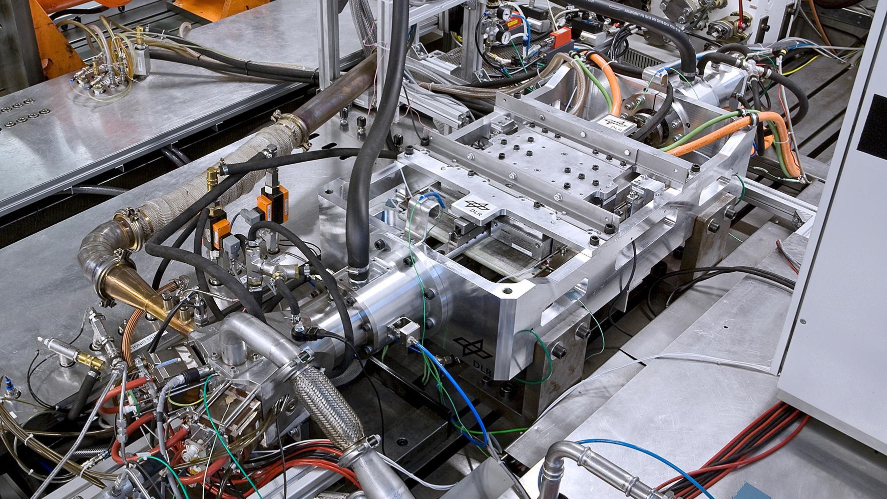The free-piston linear generator (FKLG) – a new kind of range extender for electrically powered vehicles