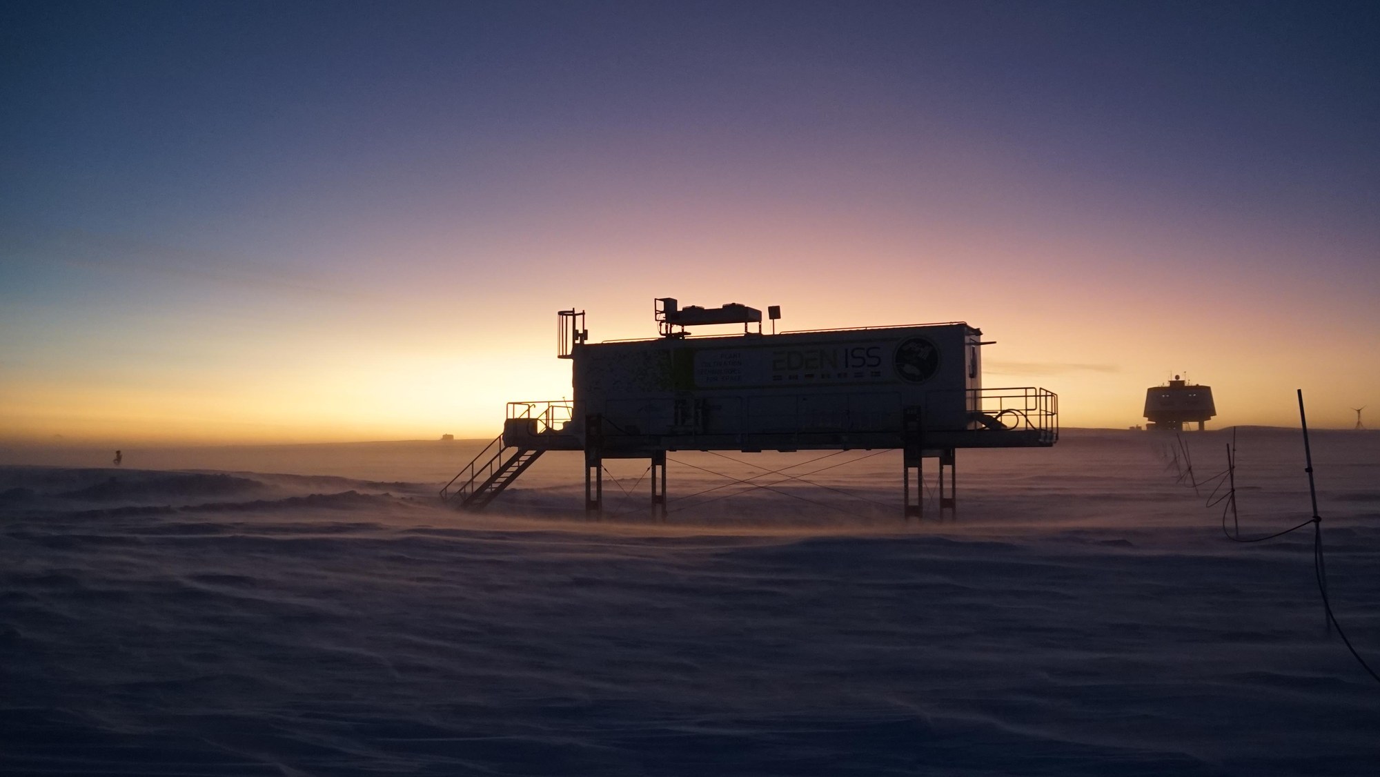 EDEN ISS greenhouse at the beginning of the polar night