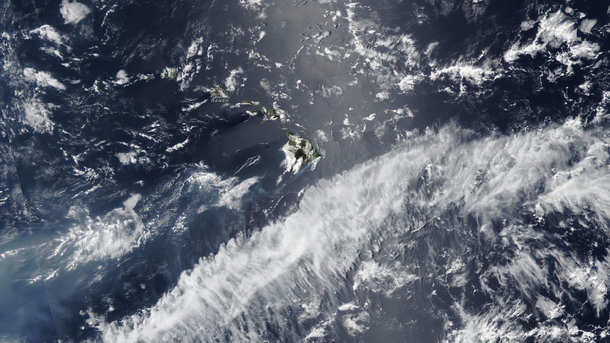 Band of cloud over Hawaii
