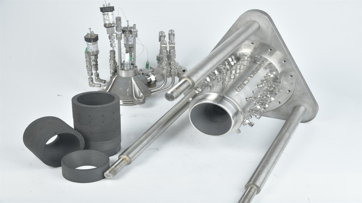 Components of the reusable rocket engine for small satellites