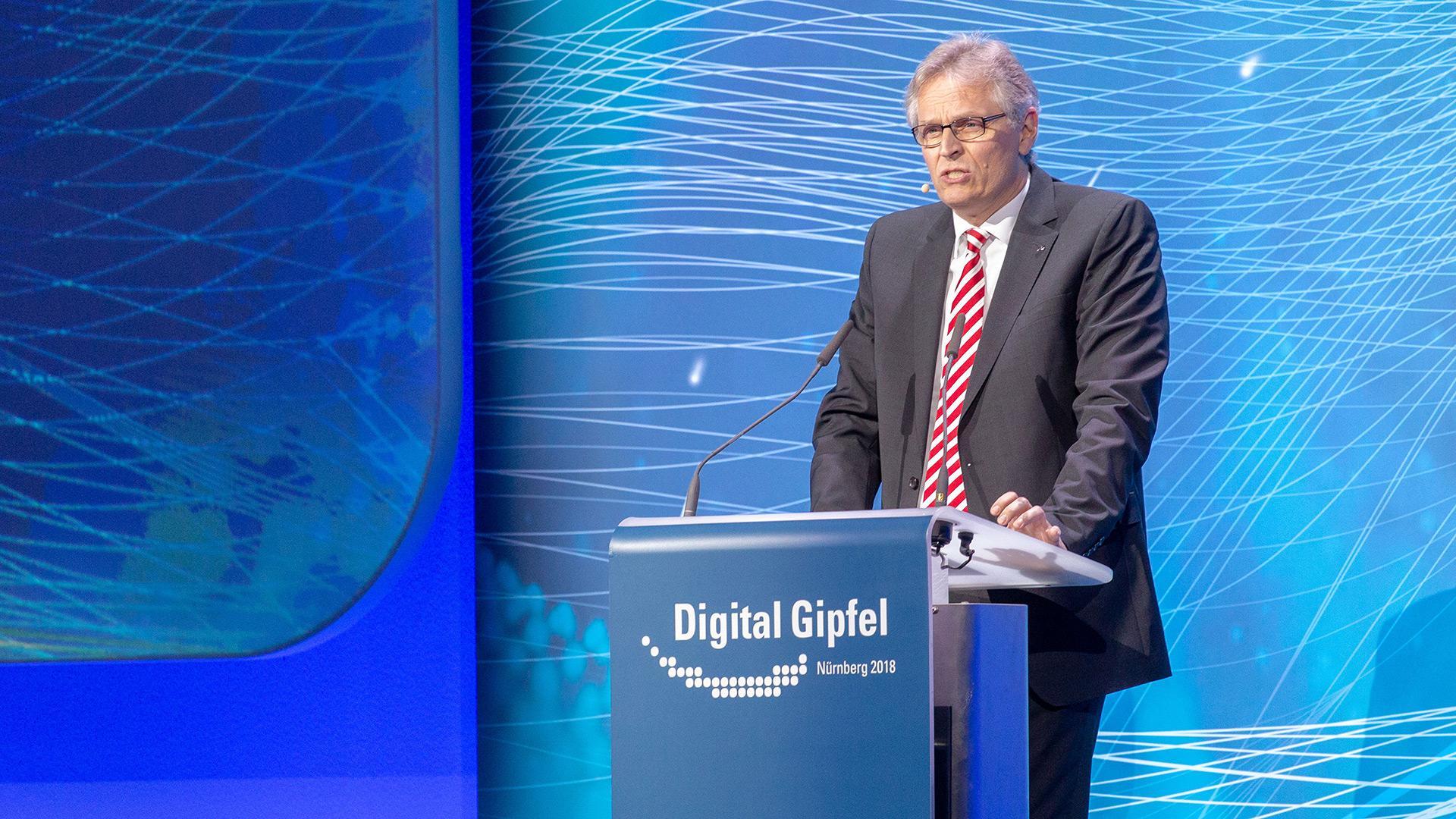 Karsten Lemmer, DLR Executive Board Member for Energy and Transport