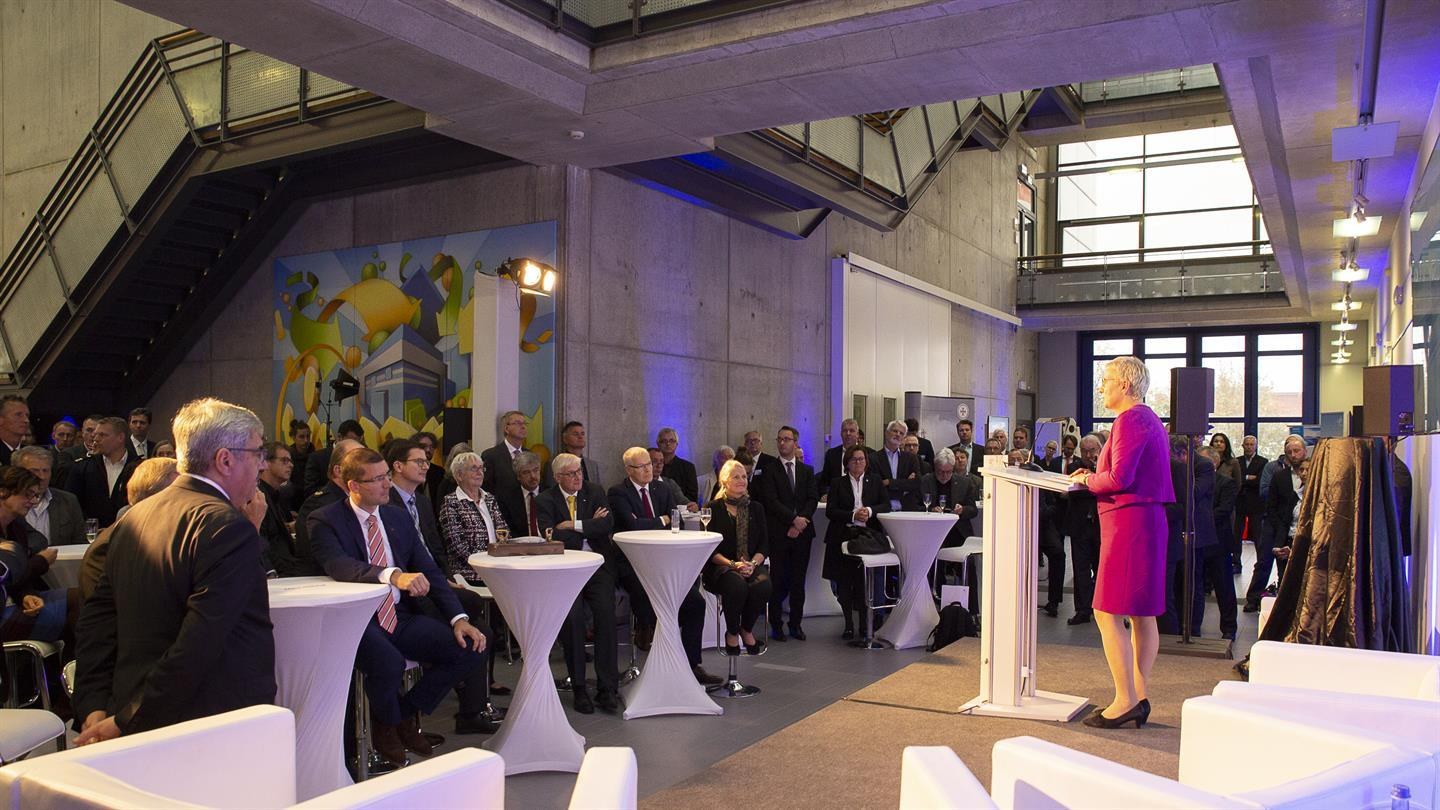 Eva Quante-Brandt during the opening speech