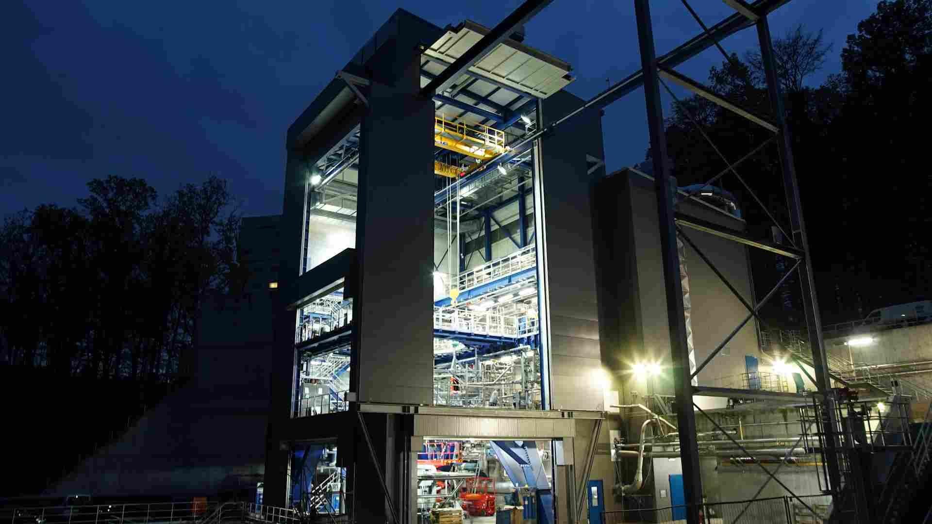 Upper stage test rig P5.2 in Lampoldshausen
